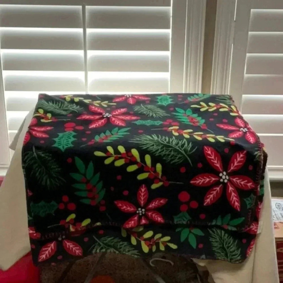 HOLIDAY’S Time - Picture 3 of 5